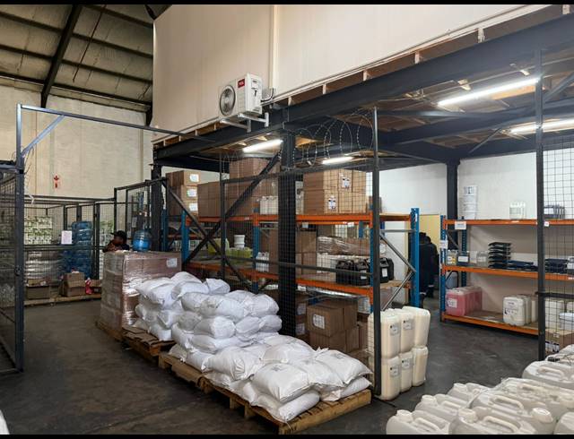 1,200M² WAREHOUSE TO LET IN LOWER BO-DORP